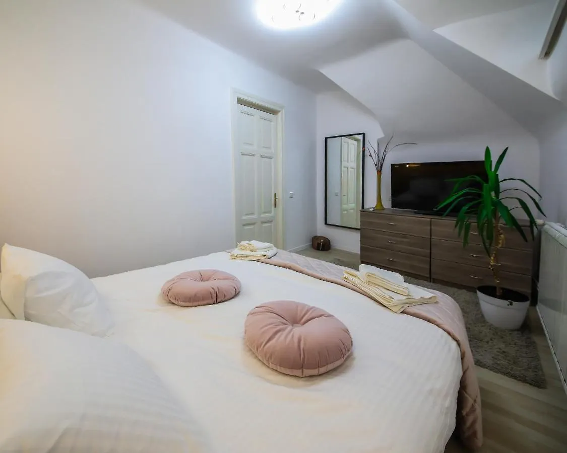 Comfort & Style - Kiseleff - Arcul De Triumf - Bucharest Apartment
