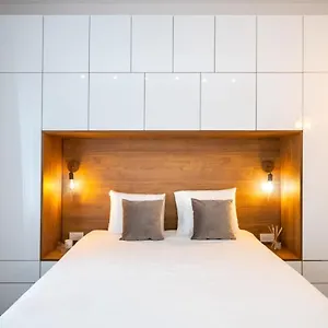 Gorgeous Old Town Apartment